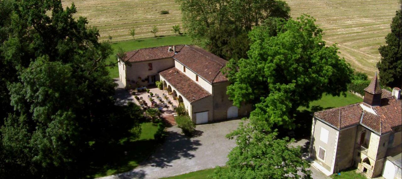 Le Chateau De Camille Bed & Breakfast Saint-Jean-le-Comtal Exterior photo